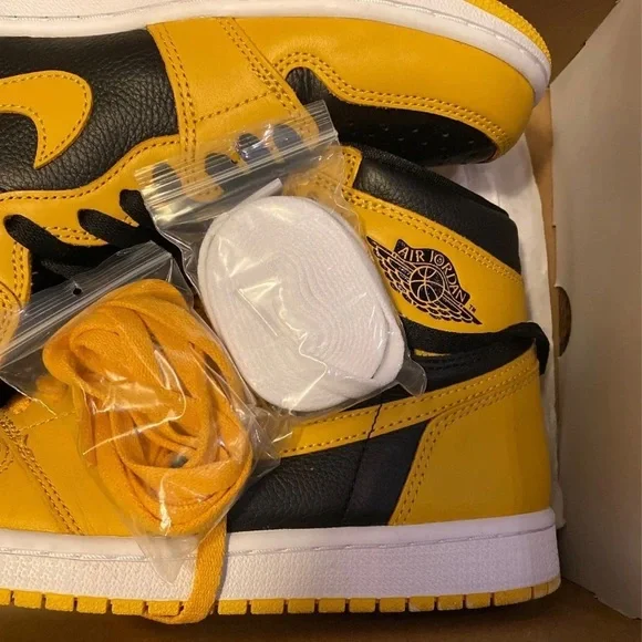 Air Jordan 1 Retro high OG - Picture 5 of 5